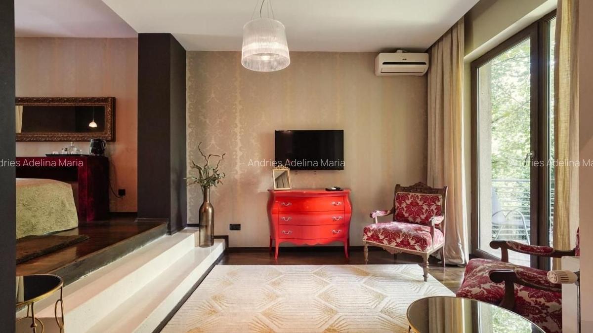 Hotel/Pensiune, 686 mp în Drumul Poienii - 8