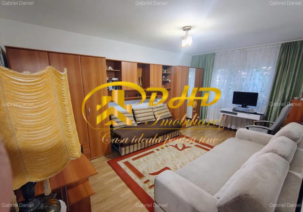 Inchiriez apartament cu 1 camera Nicolina - 2