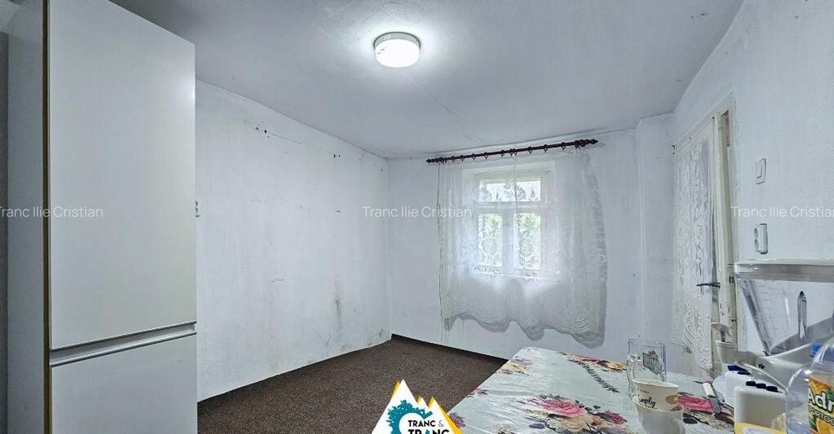 Casa cu 2 camere in stil tradi?ional, in Irato?u - 2