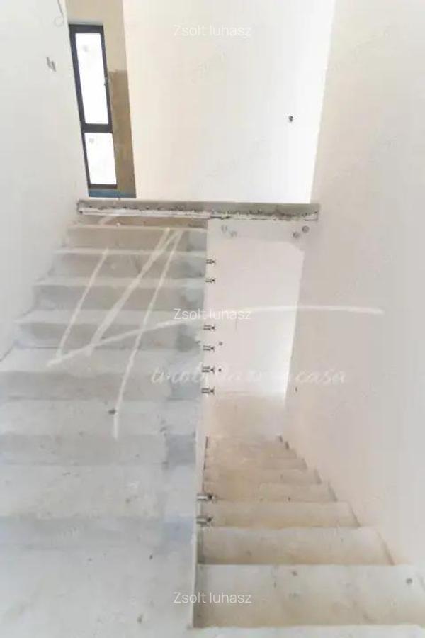Casa tip duplex intr-o zona rezidentiala de case din zona Campului - 12