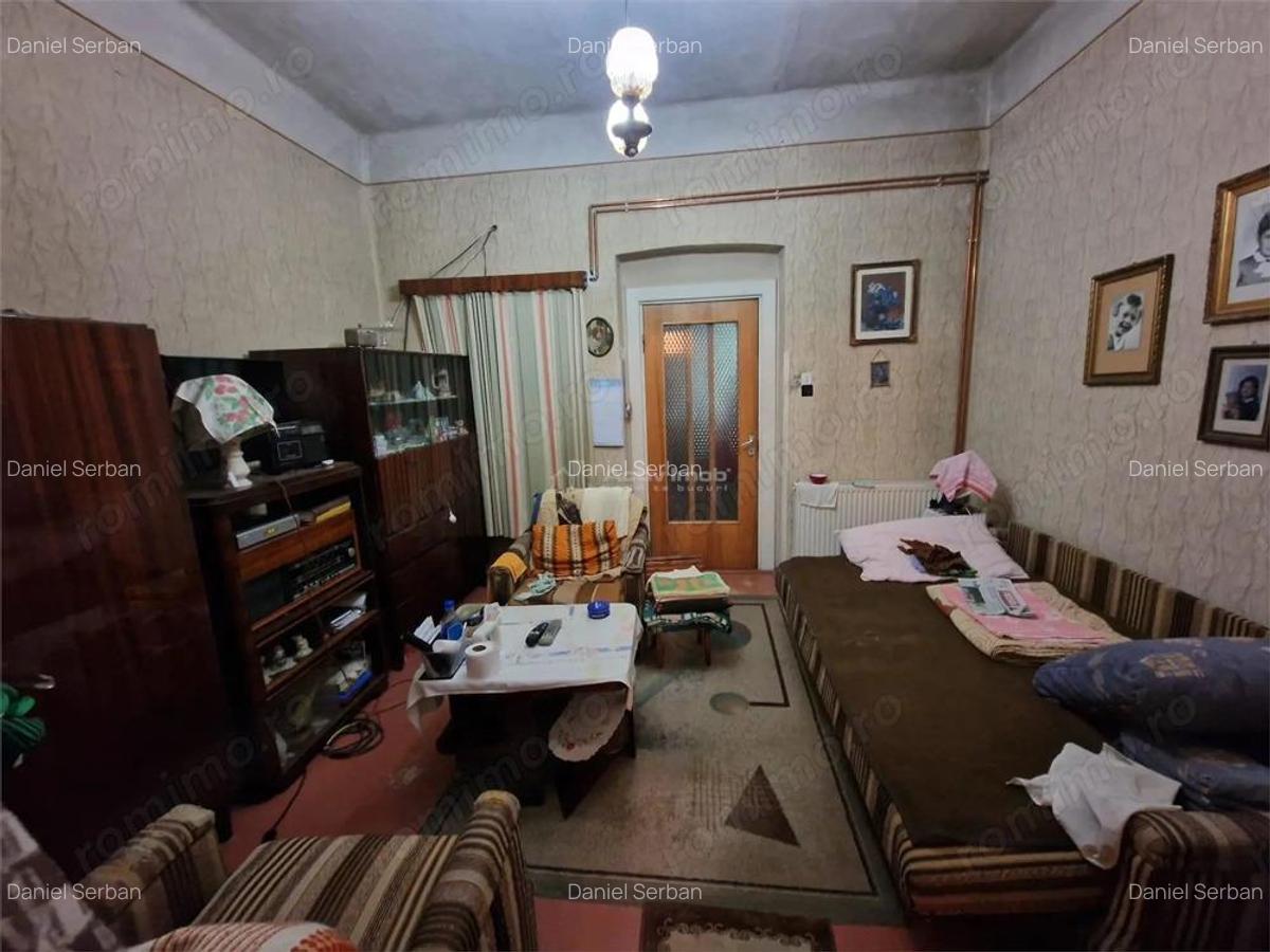 Resita Casa cu Garaj - 6