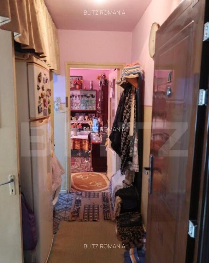 Apartament 2 camere Vest , etaj 2 , geam la baie - 2