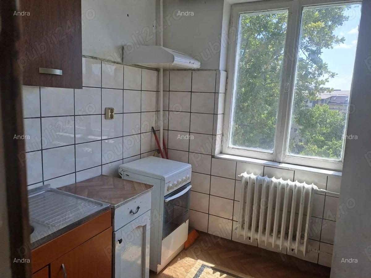 Proprietar inchiriez la studenti studente ap 3 cam decomandat, Complex Studentesc, 390 euro - 5