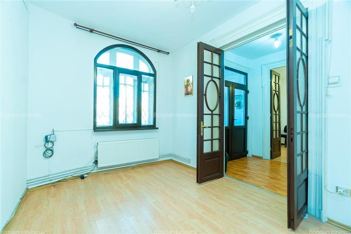 Piata Muncii | Vila individuala | Reprezentativa | Metrou 5 minute - 16