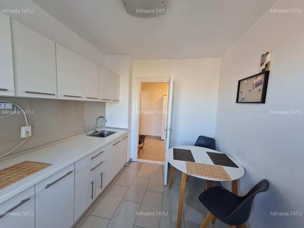 Apartament cu 3 camere semidecomandat, mobilat în Central - 21
