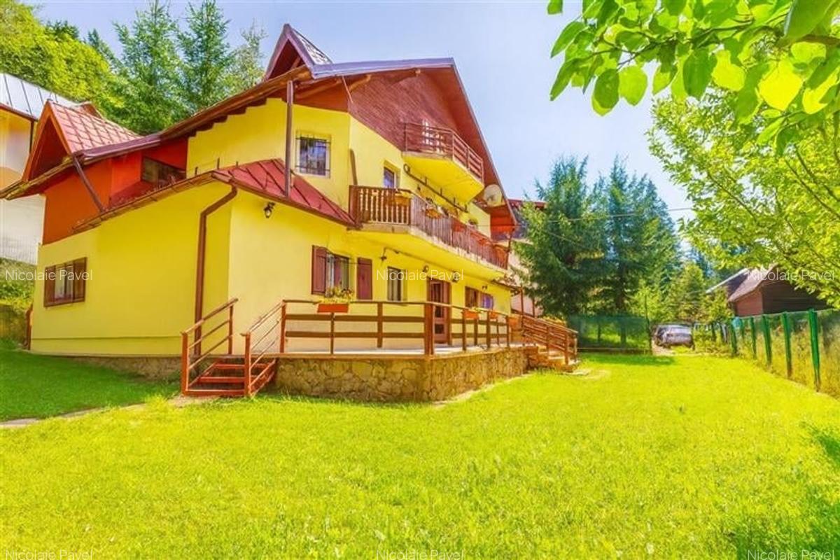 Nivel in vila, 123mp, curte si vedere pretioasa, Predeal,.-.Central, Brasov:FILM - 1