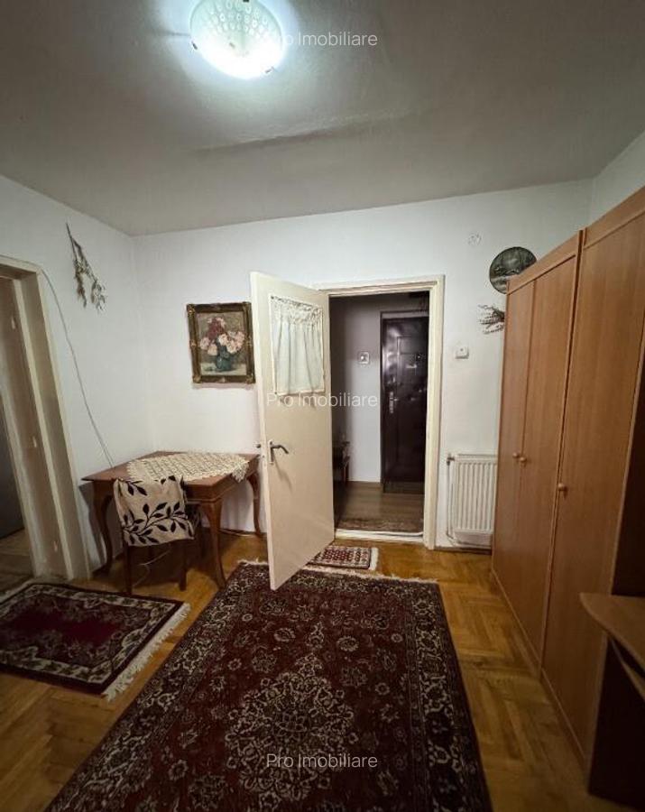 Vand apartament cu 4 camere - 10