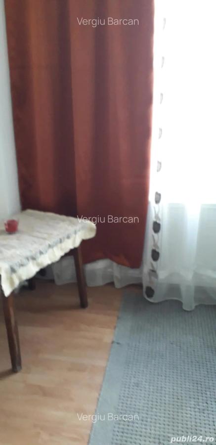 Anchiriez garsoniera zona cet mobilata utilata mai multe detali la telefon - 1