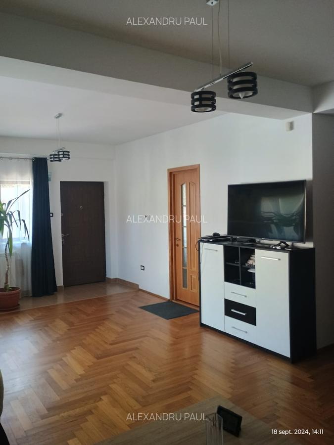 Victoria - Intre strada Poporului - Bulevardul Lapusneanu! Vila P+1+M - 4