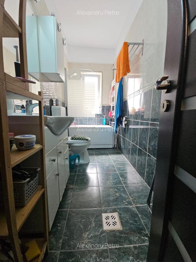 Casa cu 2 apartamente 3 cam | 140 mp | 3 Boxe +17mp | pod +45 mp | Decebal - 9