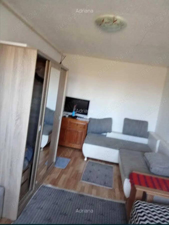 Inchiriez garsoniera - 2