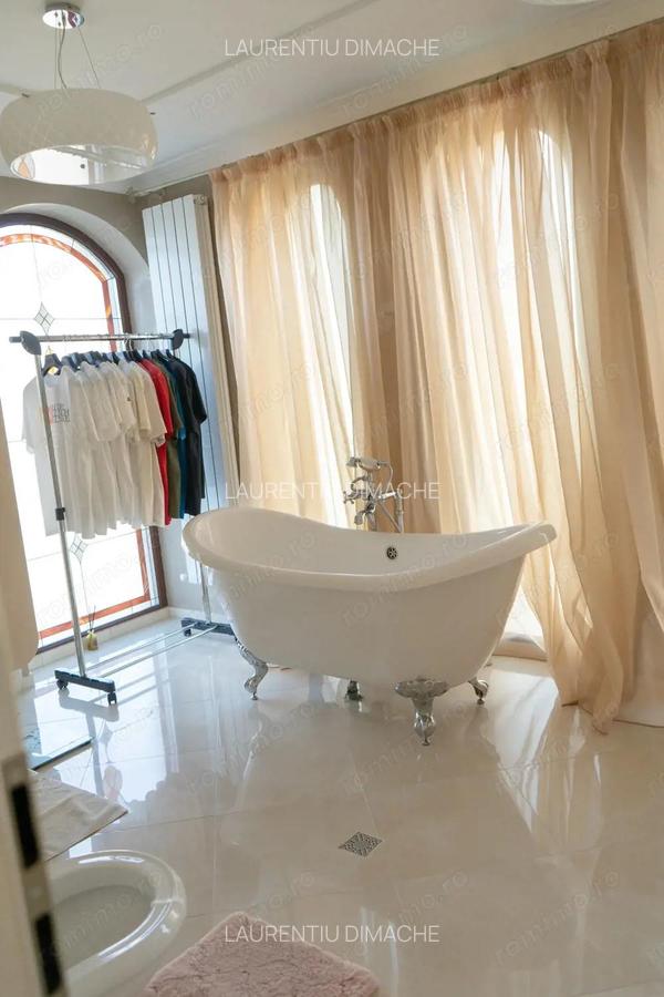 Ovidiu Sud zona de vile lac. - 10