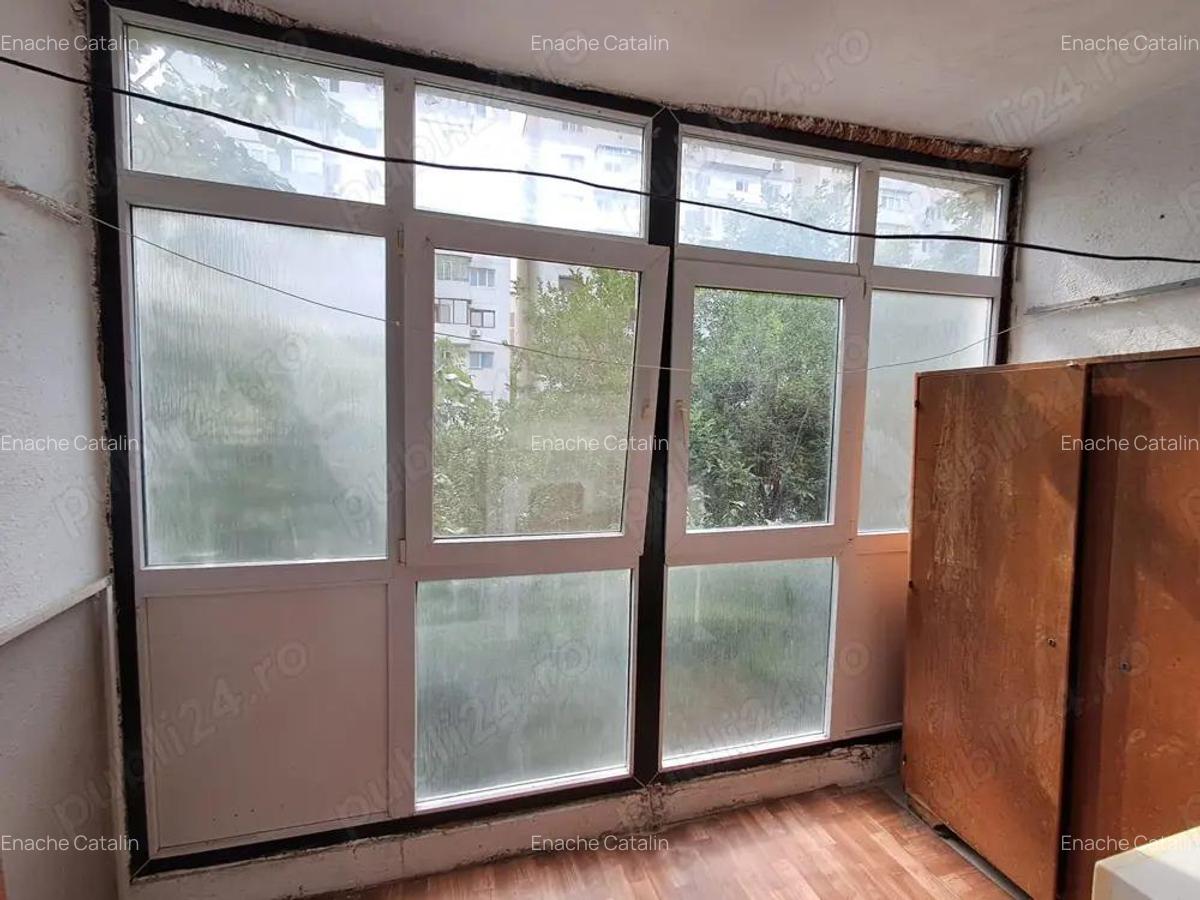 Apartament 2 camere Zona Capela Militara - etaj 2 3 - 53 mp - 4