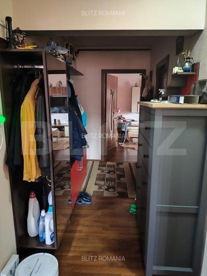 Apartament cu 4 camere, 2 bai, 2 balcoane, 92 mp, loc de parcare, zona Astra - 9