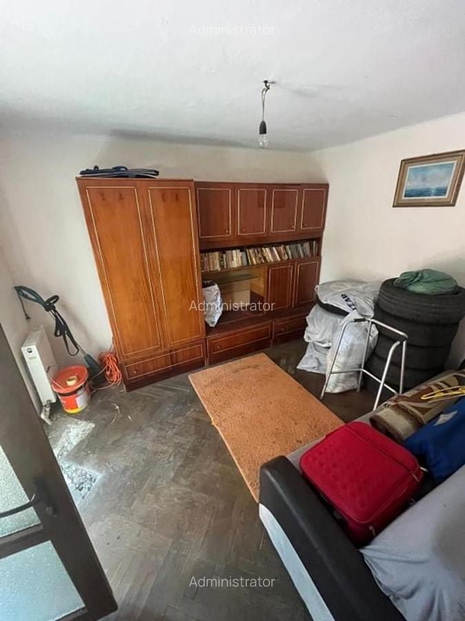 Casa km 5 cu teren mare - 23