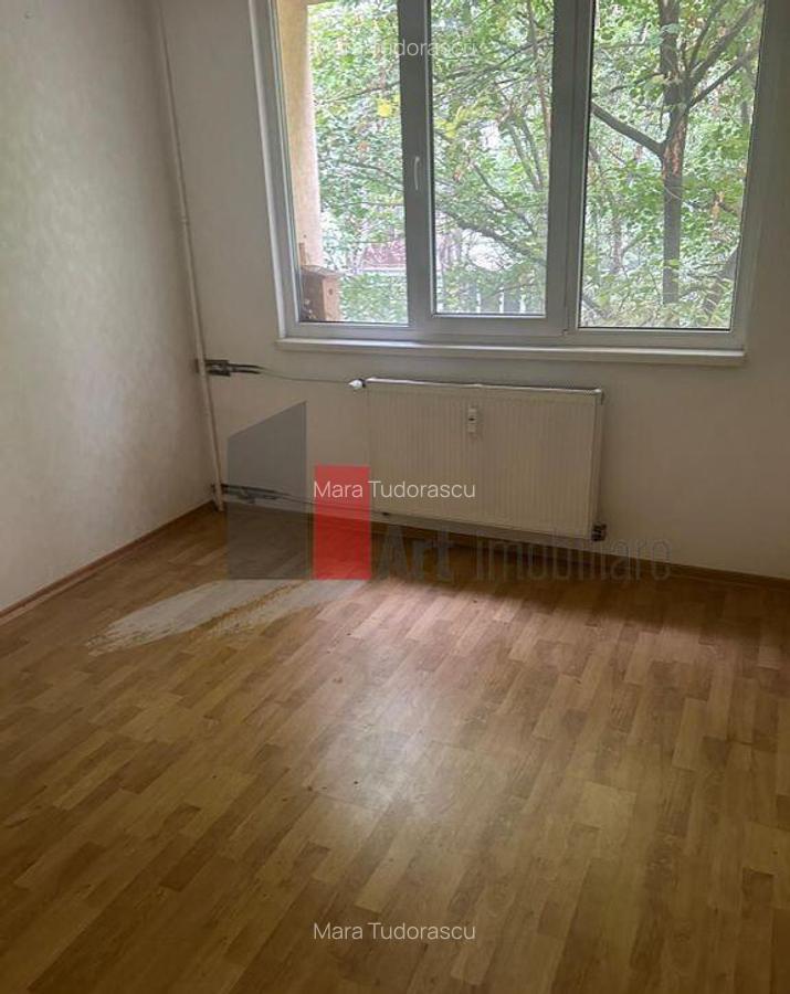 Vanzare apartament 4 camere decomandat Bd. Brancoveanu ... - 6
