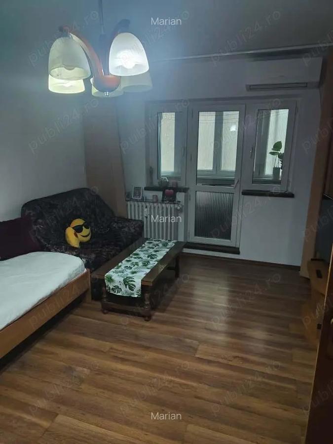 Inchiriez apartamment doua camere decomandate - 2