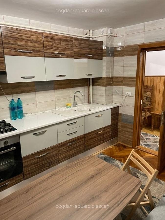 Apartament 2 camere Independenței, lângă biblioteca UMF - 8