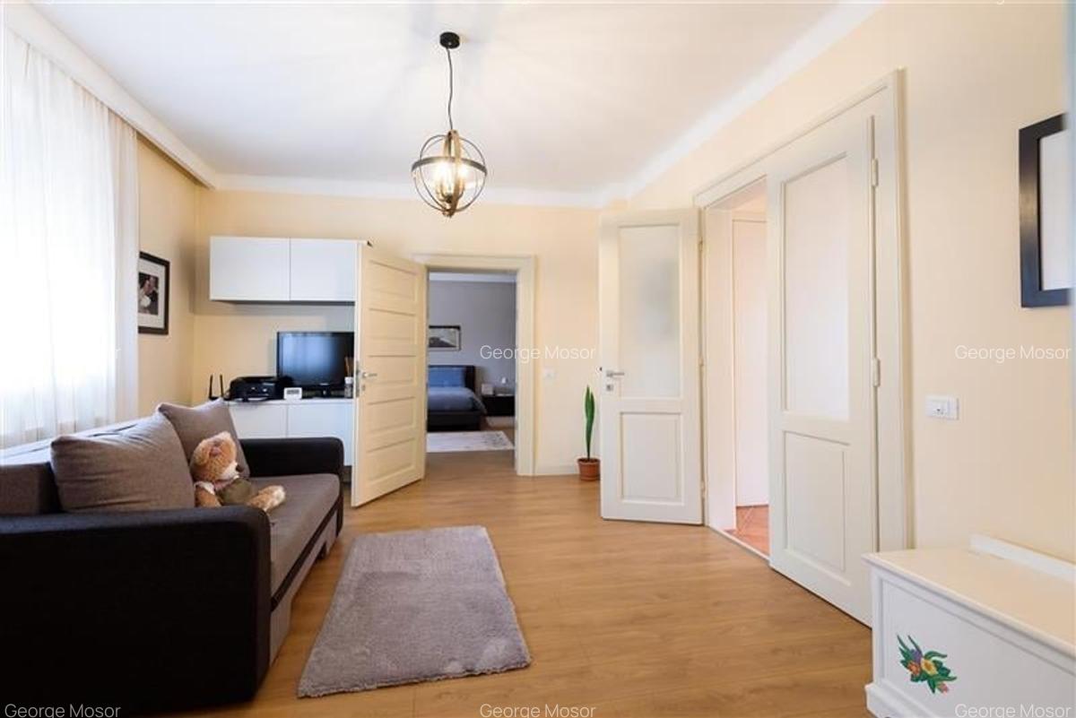 Proprietate nobiliara, cu influente moderne, Prejmer, Brasov- rezidential/ comer - 12