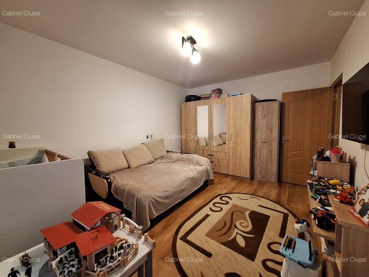 Apartament cu o camera, 38 mp, balcon, zona Florilor - 4