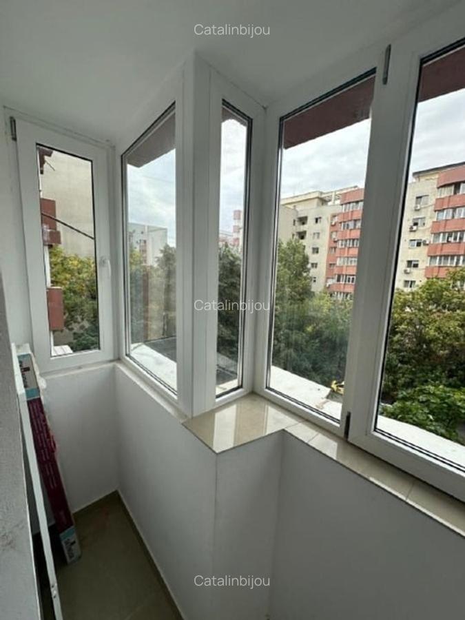 PROPIETAR   13 Septembrie - Maria Cuntan - 3 camere decomandat. - 10
