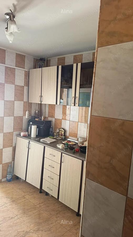 De vanzare apartament 3 camere decomandat zona I.C Frimu - 5