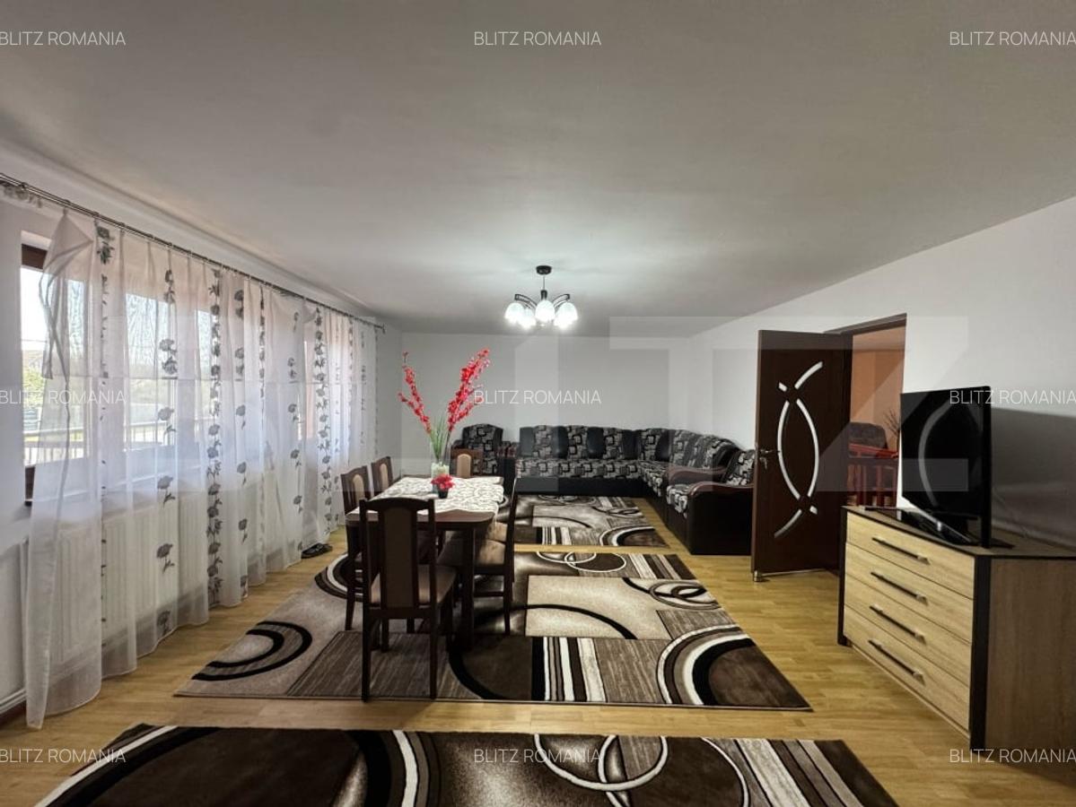 Casa cu 6 camere in Cristur, 287mp - 3