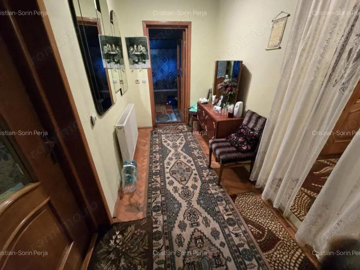 Casa ?i teren intravilan in suprafa?a de 1730 mp, Maracineni - 5