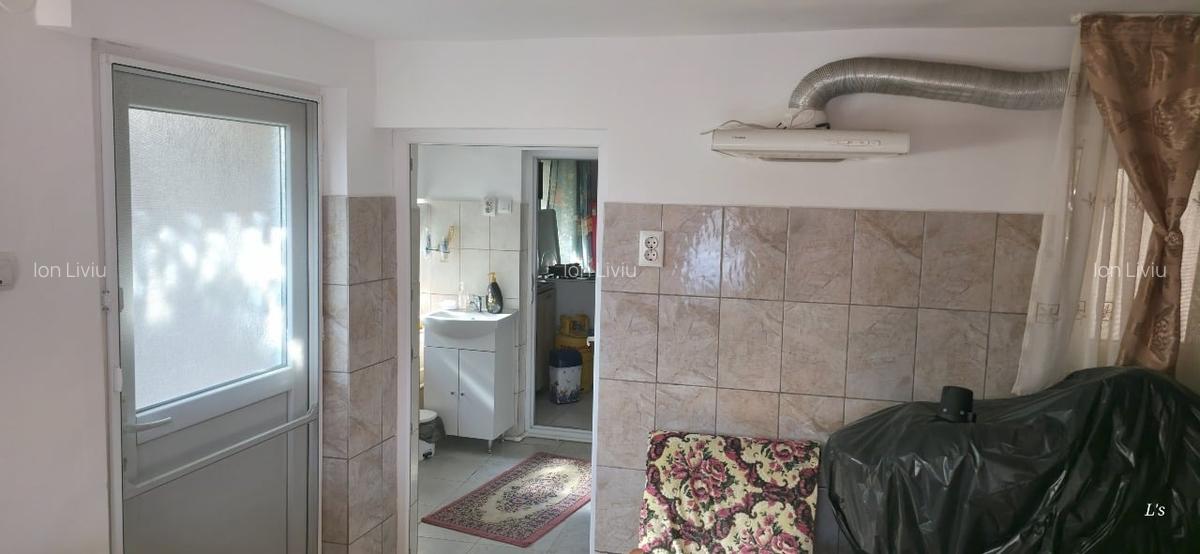 Casa de vanzare - Cartierul Viile noi, Strada Soseaua din Vii, Constanta - 9