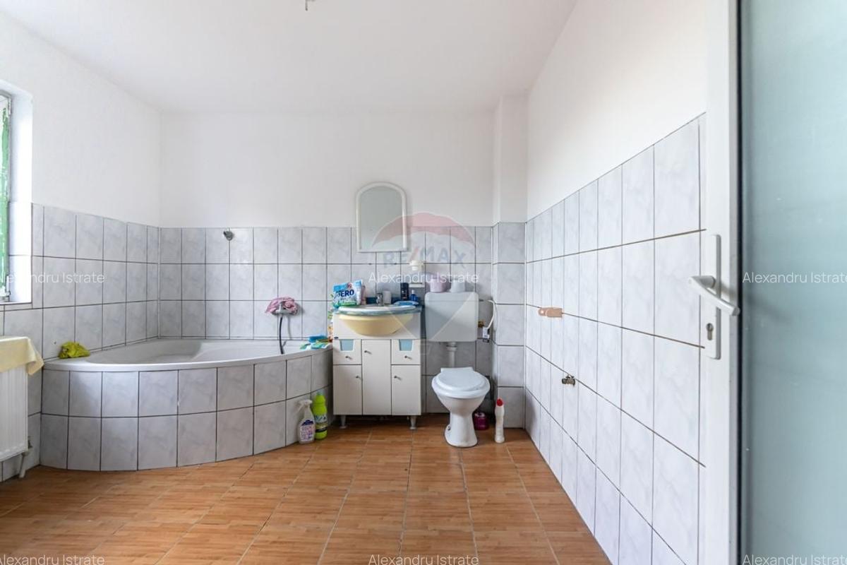 Casa de vanzare | 5 camere | Teren 1,100 mp | STUPINI | COMISION 0% | - 12