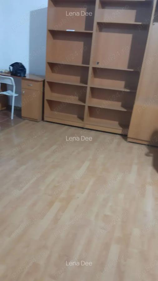 Dau in chirie spatiu in centru linga Politie cazier. - 1