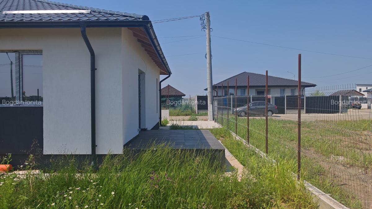 Casa ieftina - 3 Camere- Terasa - 2 Bai - Curte 351mp - Comuna Berceni! - 12