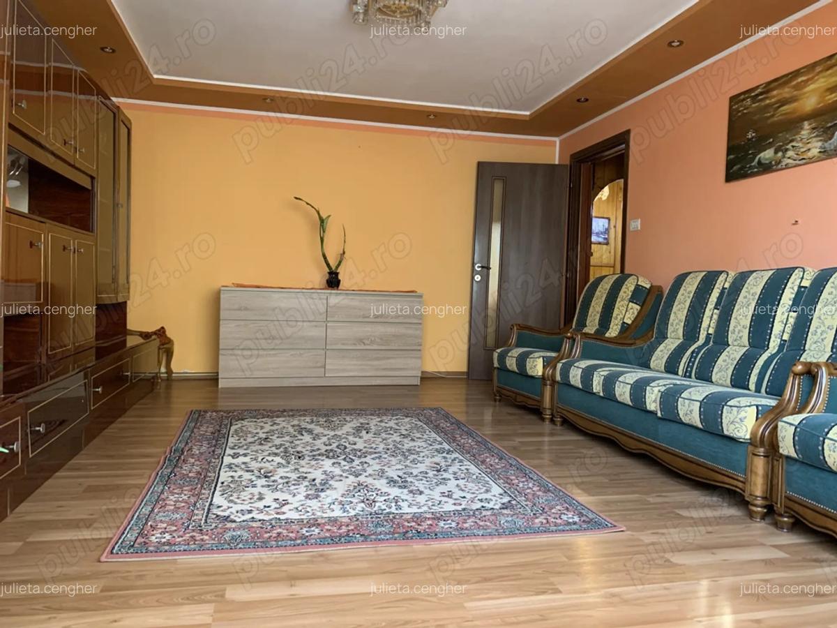 Vand apartament 3 cam decomandat confort 1 - 2