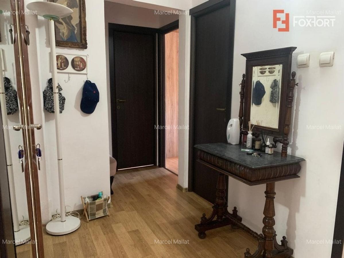 Apartament de vanzare cu 3 camere si 2 bai, etaj 2, zona Lipovei - 15