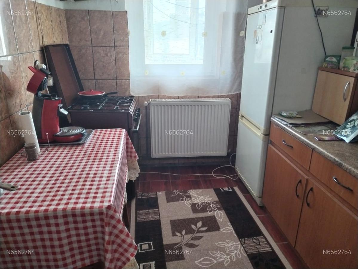 Vând apartament în centrul orașului - 1