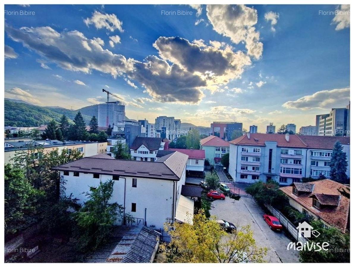 Apartament 3 camere de inchiriat, str Toamnei- Centrul Civic - 1