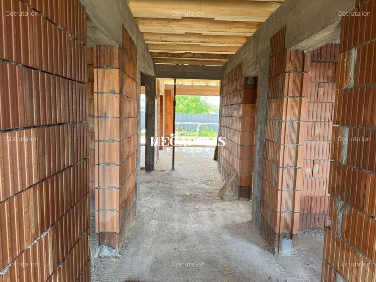 Vanzare Casa pe Parter  4 Camere  Brașov în Cartierul izvor - 9