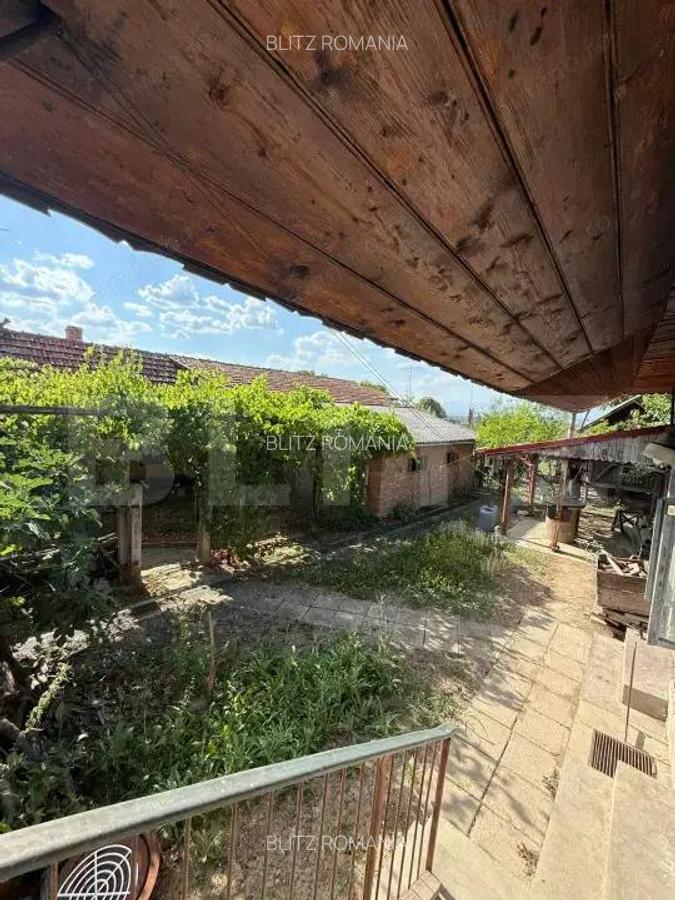 Casa batraneasca, renovabila, Comuna Danesti, Sat Vacarea, 2570 mp, front 25 ml - 11