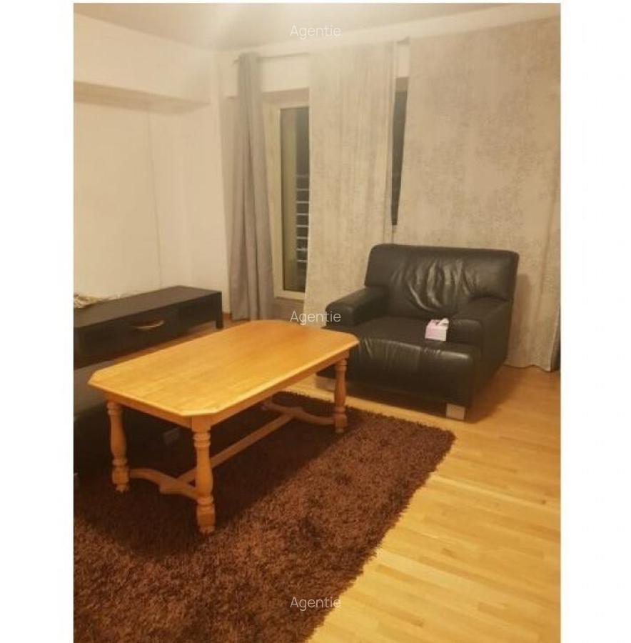 Bdul. Unirii, Ap.2 cam.Stradal. - 3