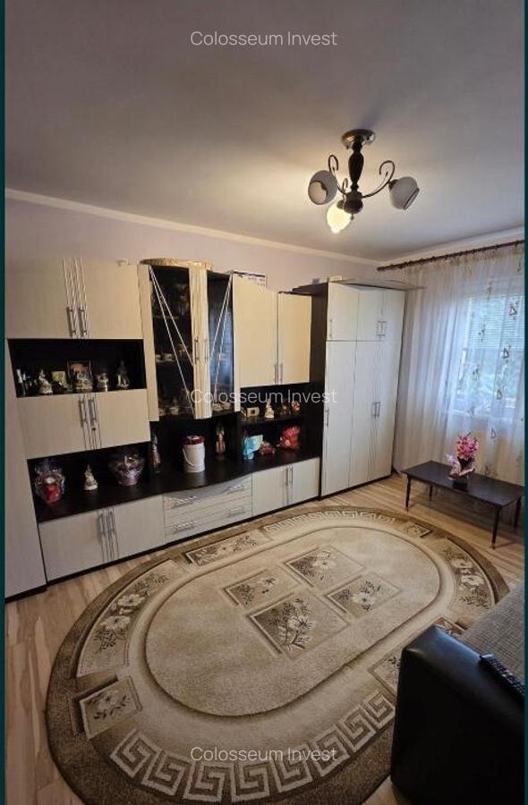 Apartament 2 camere, decomandat - zona Bartolomeu - 3