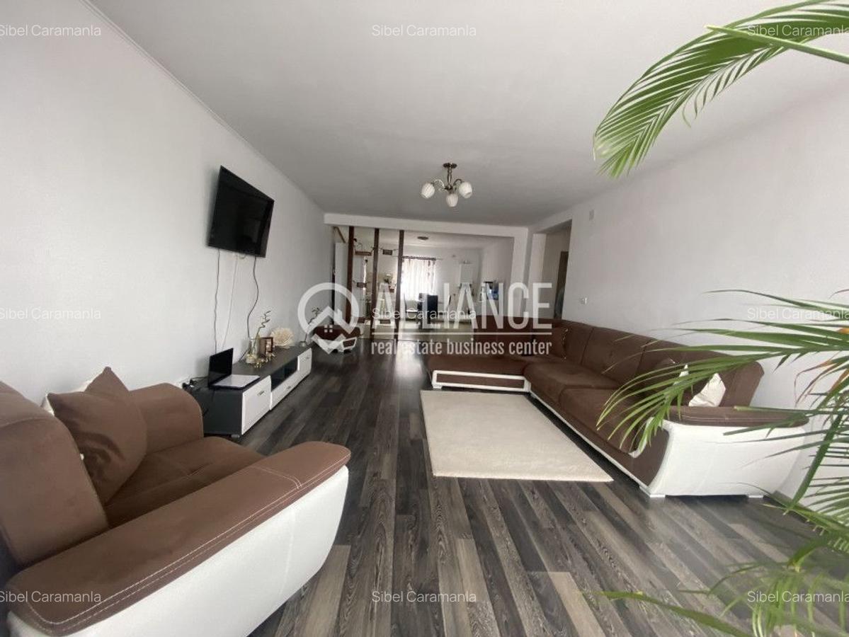 Casă individuală cu 7 camere în Valu lui Traian - 3