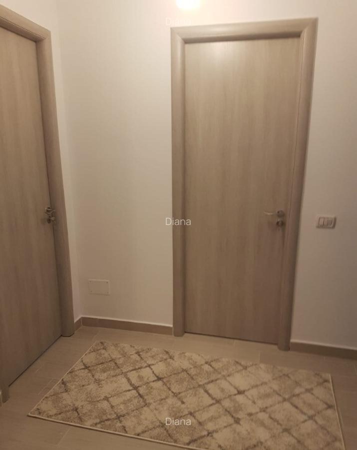 Propietar/Inchiriez Garsoniera decomandata in Militari Residence - 4