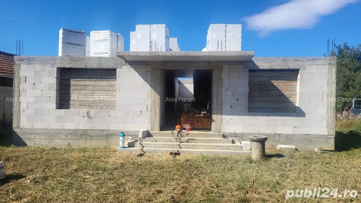 Vand casa cu teren 1000mp - 3