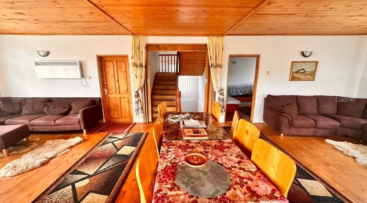 Vila parter+2 etaje, 270 mp, 11 camere plus Teren - 3