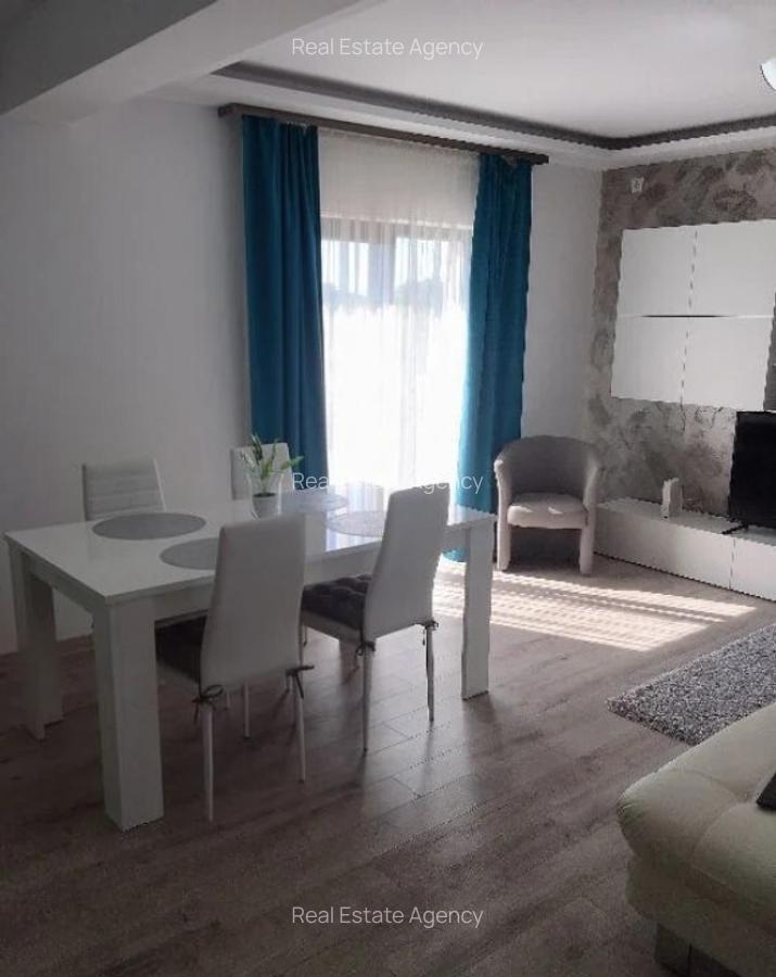 2 camere in zona Soarelui - 2
