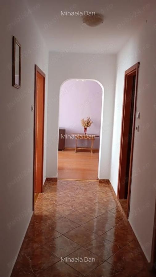 Apartament -2 camere -Zona Margeanului - 2