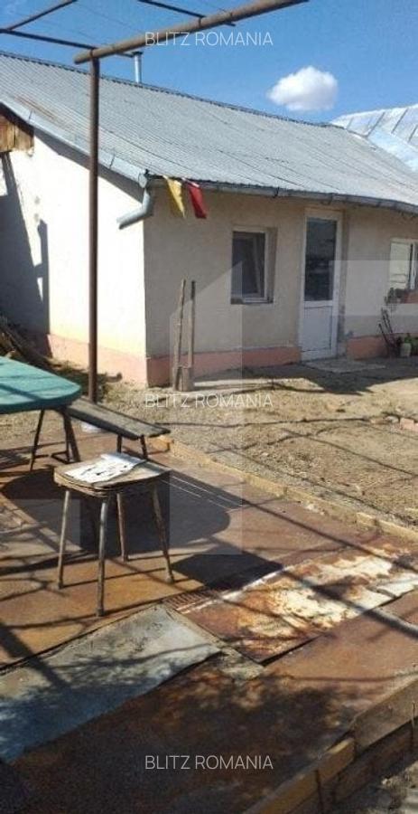Casa batraneasca si teren, 450 mp, zona Tatarasi - 1