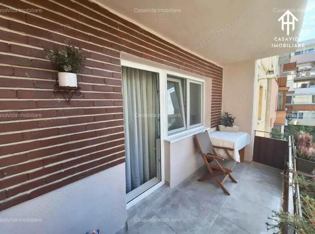 De inchiriat apartament cu 4 camere Spl. Campionilor - 7 De inchiriat apartament cu 4 camere Spl. Campionilor - 7