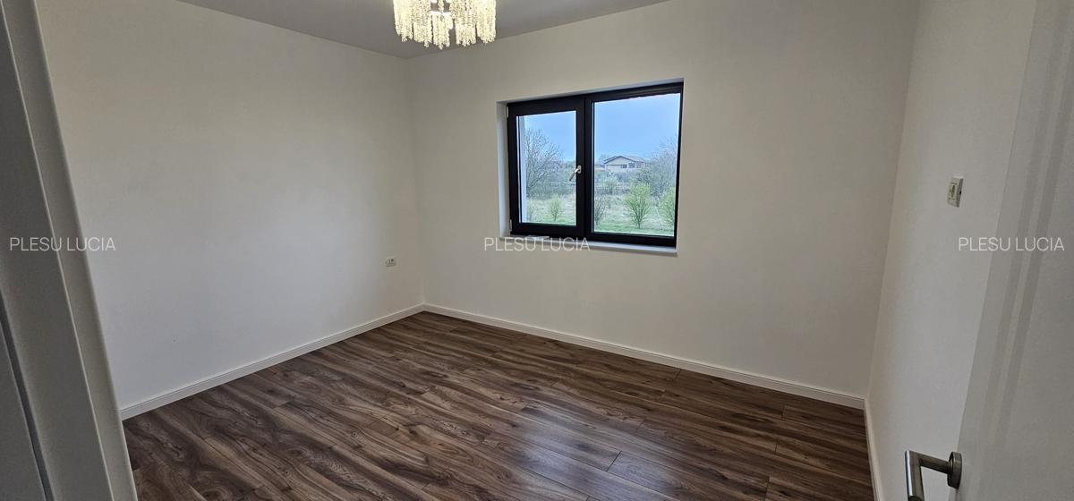 Vila/Casa individuala 4 camere/Com.Berceni - 25