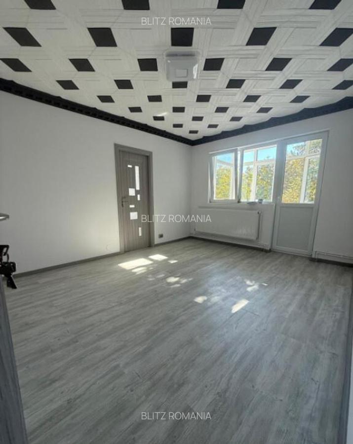 Apartament 3 camere semidecomandat, 50 mp, zona Segarcea - 2